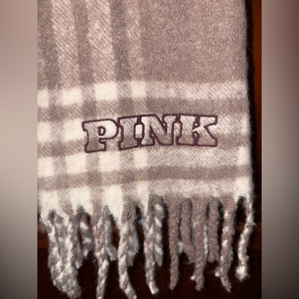 PINK Victoria's‎ Secret Soft Plaid Scarf #1323
